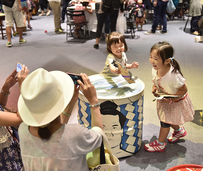 ドラムカンを使ったトントン相撲ワークショップ